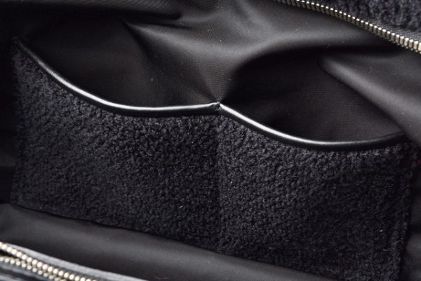 m211010 26 ch 10 Chanel Tote Bag Black Boa