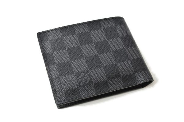 m211010 32 lv 2 Louis Vuitton Wallet Damier Graphite