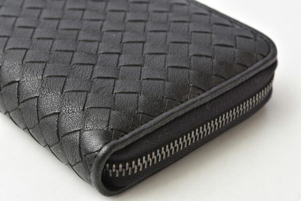 m211110 17 bv 4 Bottega Veneta Long Wallet Intrecciato Black