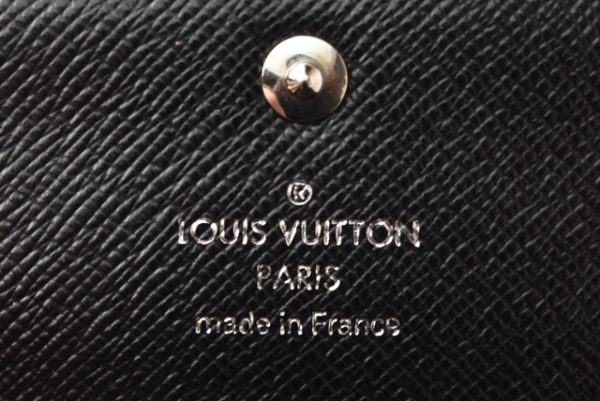 m211210 13 lv 5 Louis Vuitton Key Case Multicle Damier Graphite