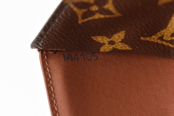 m211210 16 lv 11 Louis Vuitton TrifPortefeuille Helene Monogram