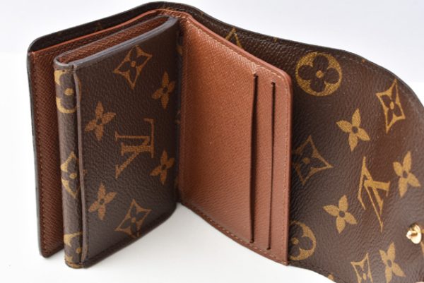 m211210 16 lv 7 Louis Vuitton TrifPortefeuille Helene Monogram