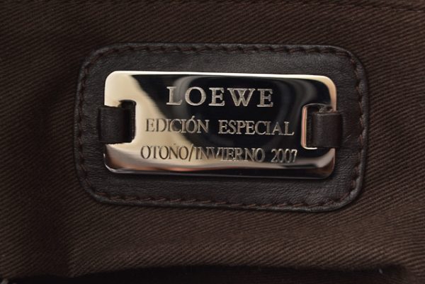 m211210 28 lo 12 Loewe Handbag Amazona 36 Brown