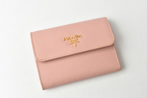 m211210 50 p 2 Prada Folding Wallet Saffiano Metal Orchidea