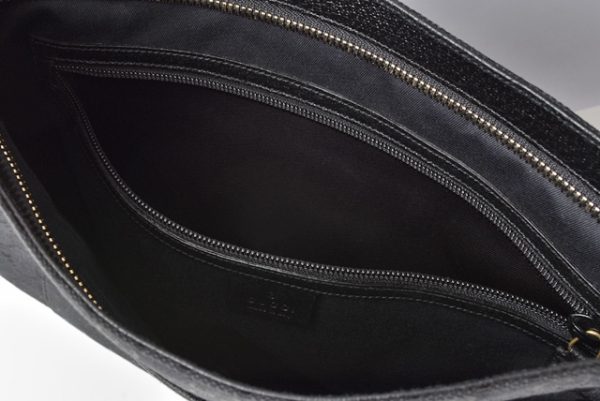 m211210 53 g 10 Gucci Messenger Bag GG Black