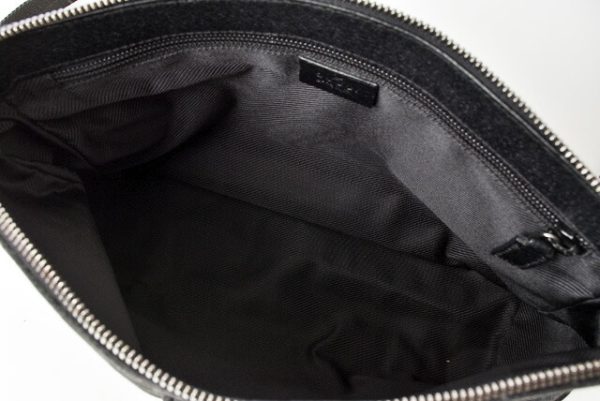 m211210 55 g 3 Gucci Messenger Bag GG Black