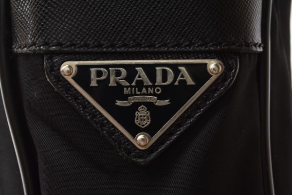 m2201 41 p 4 Prada Body Bag Nylon Tessuto Nero