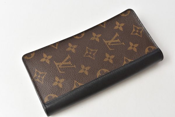 m2204 17 lv 2 Louis Vuitton Tanon Wallet Long Monogram Macassar