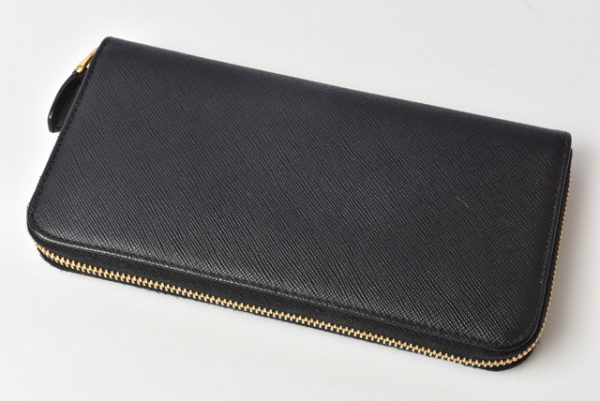 m2204 21 p 2 Prada Long Wallet Saffiano Metal Black