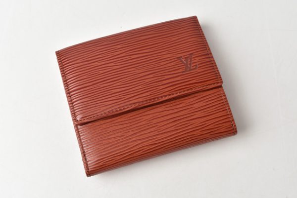 m2204 39 lv 2 Louis Vuitton Wallet Portomonebier Epi Kenyan Brown