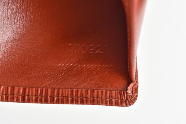 m2204 39 lv 6 Louis Vuitton Wallet Portomonebier Epi Kenyan Brown