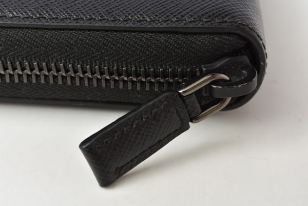 m2204 44 p 5 Prada Long Wallet Saffiano Black