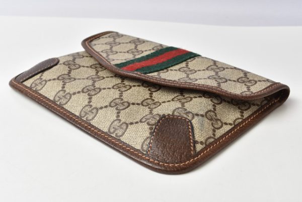 m2204 45 g 2 Gucci Clutch Pouch GG Supreme Brown Beige