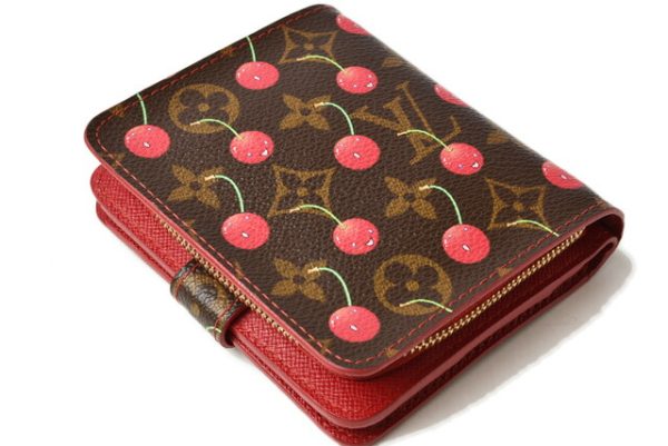 m2205 01 lv 5 Louis Vuitton Wallet Monogram Cherry