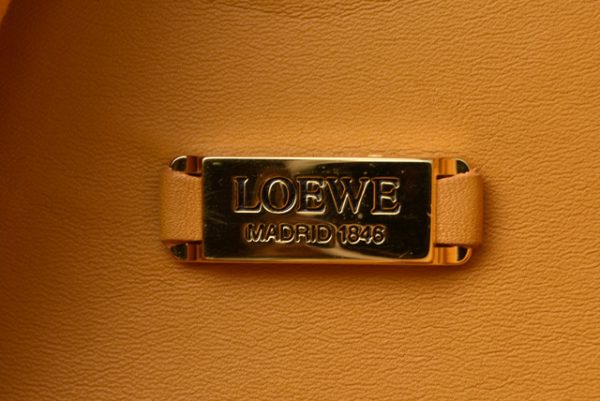 m2205 02 lo 12 Loewe Backpack Anton Mustard