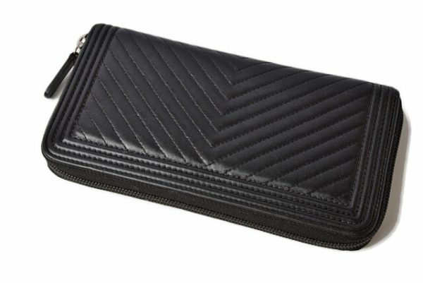 m2205 23 ch 3 CHANEL Long Wallet Timeless Matelasse Lambskin Black