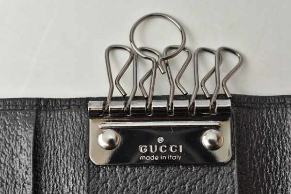 m2206 25 g 5 Gucci Key Case GG Black