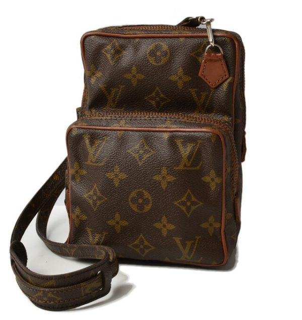 m2207 51 lv 1 Louis Vuitton Shoulder Bag Pochette Sac de Poche Monogram