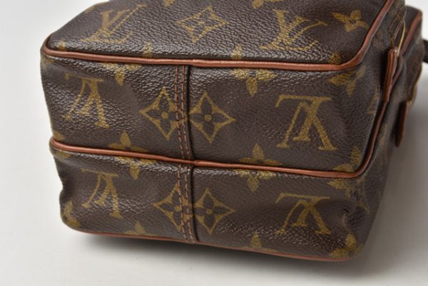 m2207 52 lv 13 Louis Vuitton Sac de Poche Pochette Monogram Brown