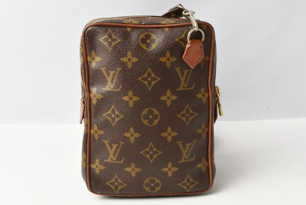 m2207 52 lv 3 Louis Vuitton Sac de Poche Pochette Monogram Brown