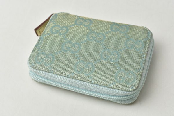 m2208 20 g 3 Gucci Coin Case GG Blue