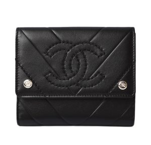 m2208 24 ch 1 CHANEL caviar skin bag matelasse quilted black