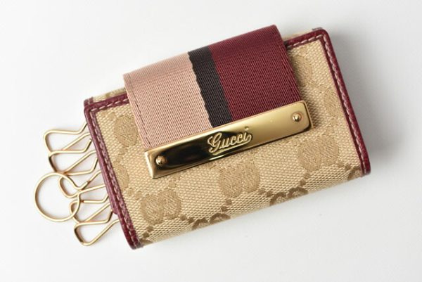 m2209 45 g 4 Gucci Key Case GG Beige Burgundy