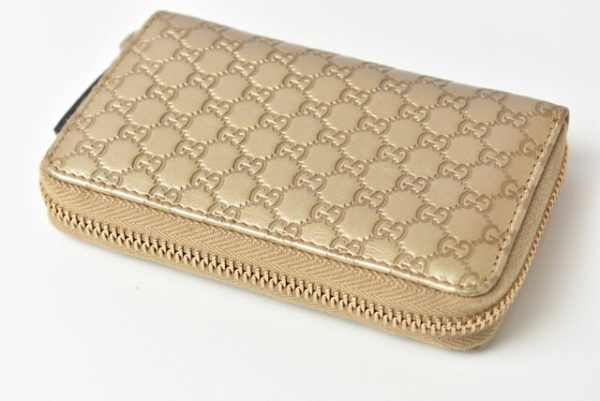 m2209 50 g 5 Gucci Coin Case Micro Guccisima