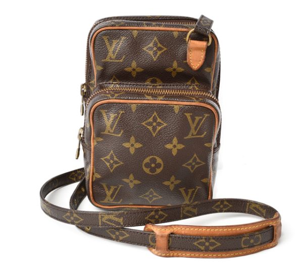 m2210 13 lv 1 Louis Vuitton Shoulder Bag Pochette Mini Amazon Monogram