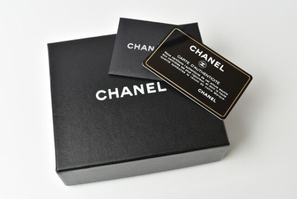 m2210 21 ch 11 CHANEL wallet double hook mark black