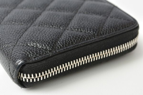 m2210 23 ch 5 CHANEL Long Wallet Quilted Matelasse Caviar Skin Black