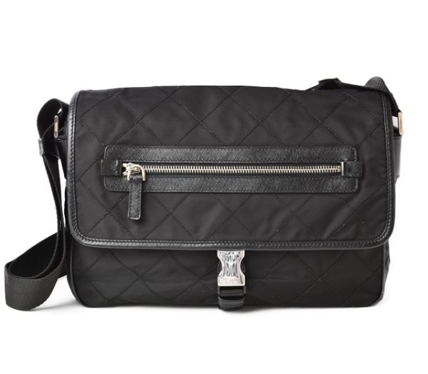 m2210 29 p 1 Prada Shoulder Bag UniseNylon Quilting Nero