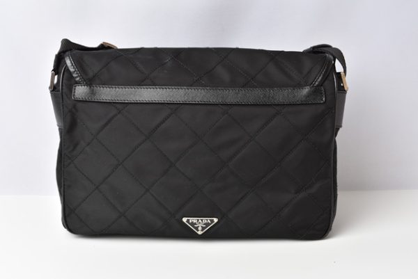 m2210 29 p 7 Prada Shoulder Bag UniseNylon Quilting Nero