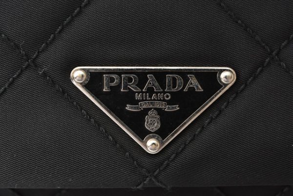 m2210 29 p 8 Prada Shoulder Bag UniseNylon Quilting Nero