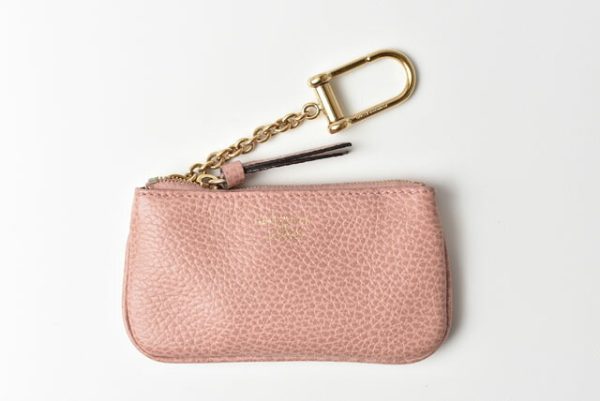 m2210 3 g 2 Gucci Coin Case Swing Pink