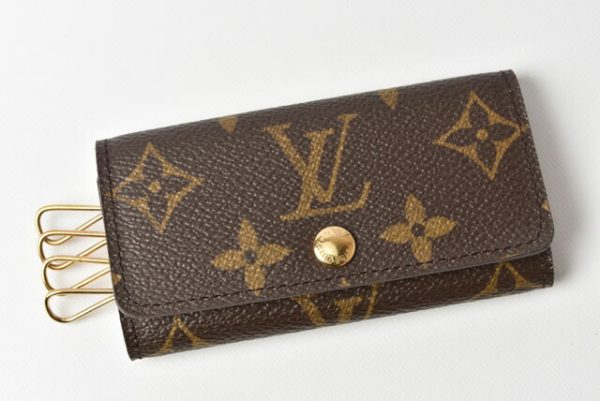 m2211 12 lv 2 Louis Vuitton Key Case Multicle Monogram