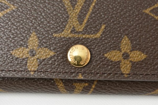 m2211 12 lv 8 Louis Vuitton Key Case Multicle Monogram