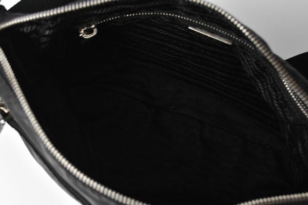 m2211 42 p 3 Prada Shoulder Bag Vela Nylon Nero