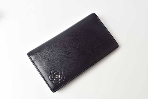 m2211 47 c 3 Chanel Long Wallet Blue Camellia Flower Motif