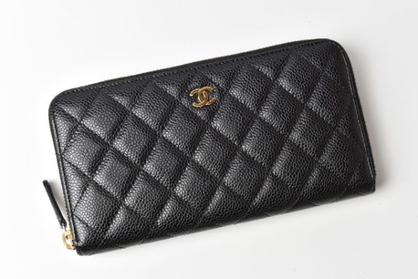 m2211 56 ch 2 CHANEL Long Wallet Quilted Matelasse Caviar Skin Black