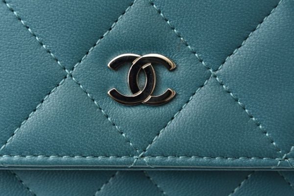 m2211 57 ch 4 CHANEL Chain Wallet Lambskin Turquoise