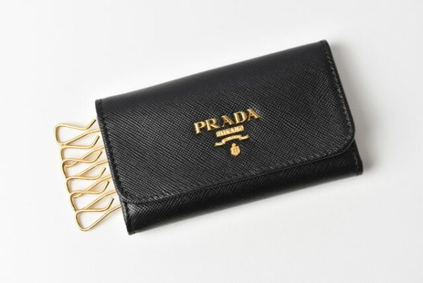 m2211 8 p 2 Prada Key Case 6 Row Saffiano Metal Black