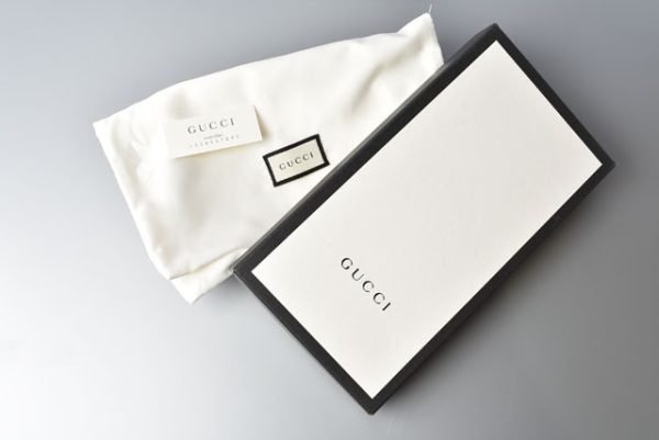 m221216 52 g 12 Gucci Long Wallet Ophidia White