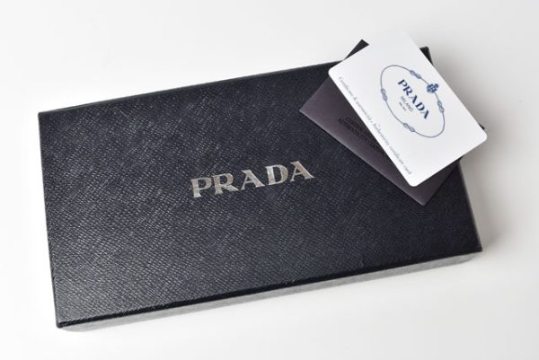 m221216 59 p 10 Prada Long Wallet Saffiano PheniCamel