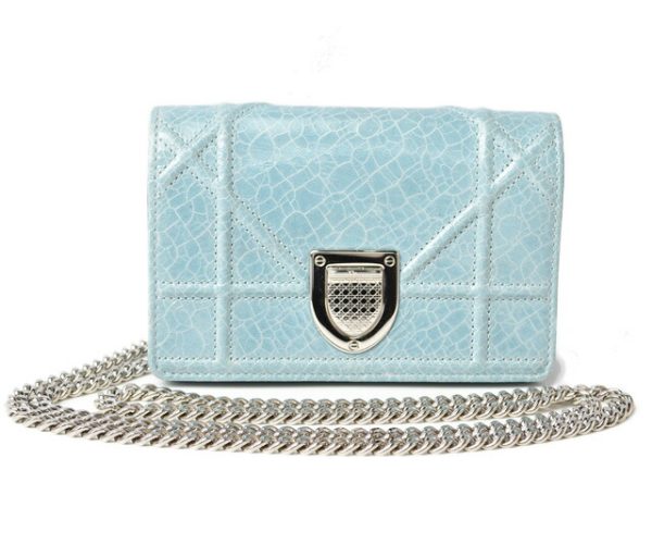 m2301 26 d 1 Dior Cannage Pouch Chain Patent Blue