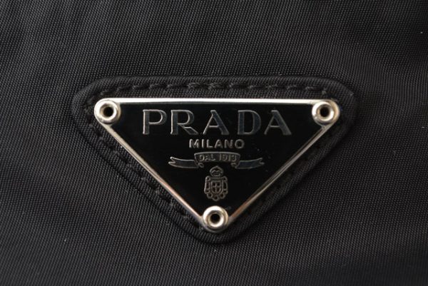 m2301 33 p 5 Prada Body Bag Nylon Tessuto Nero