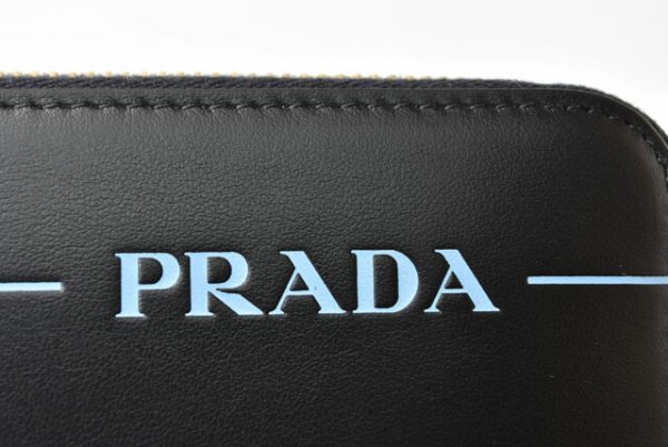 m2302 52 p 3 Prada Long Wallet City Calf Nero