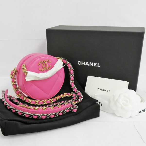 n2307 05 302271sh 09 Chanel 19 Chain Shoulder Bag Pink CocoMark Matelasse Mini Bag