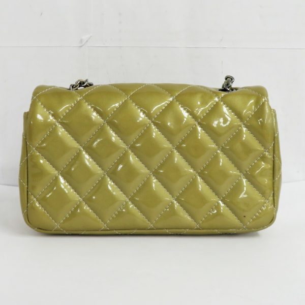 n2312 05 304317sh 01 Chanel Mini Matelasse Chain Shoulder Bag Green Patent