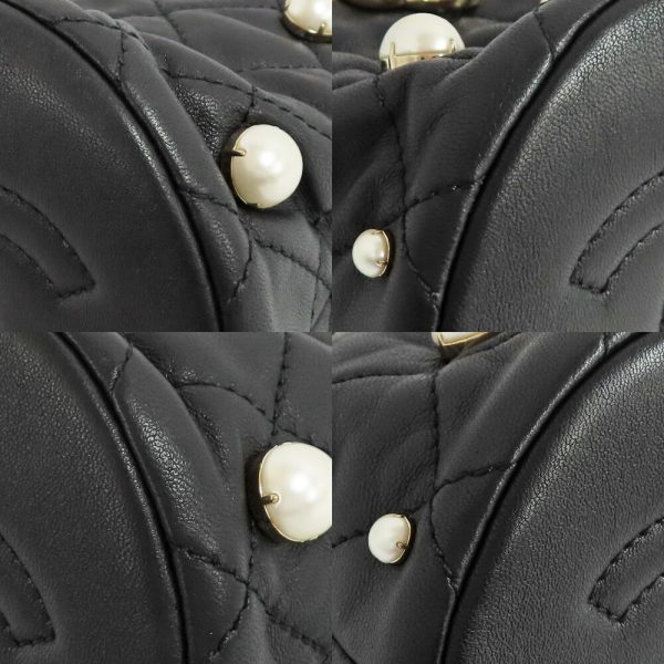 n2403 06 300706sh 07 Chanel chain pouch fake pearl lambskin black mini bag